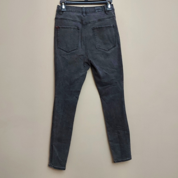 BDG Twig Super-High Rise Skinny Jean - Washed Black - Picture 11 of 13